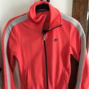Retro Nike Zipper Up Sweatshirt Coral